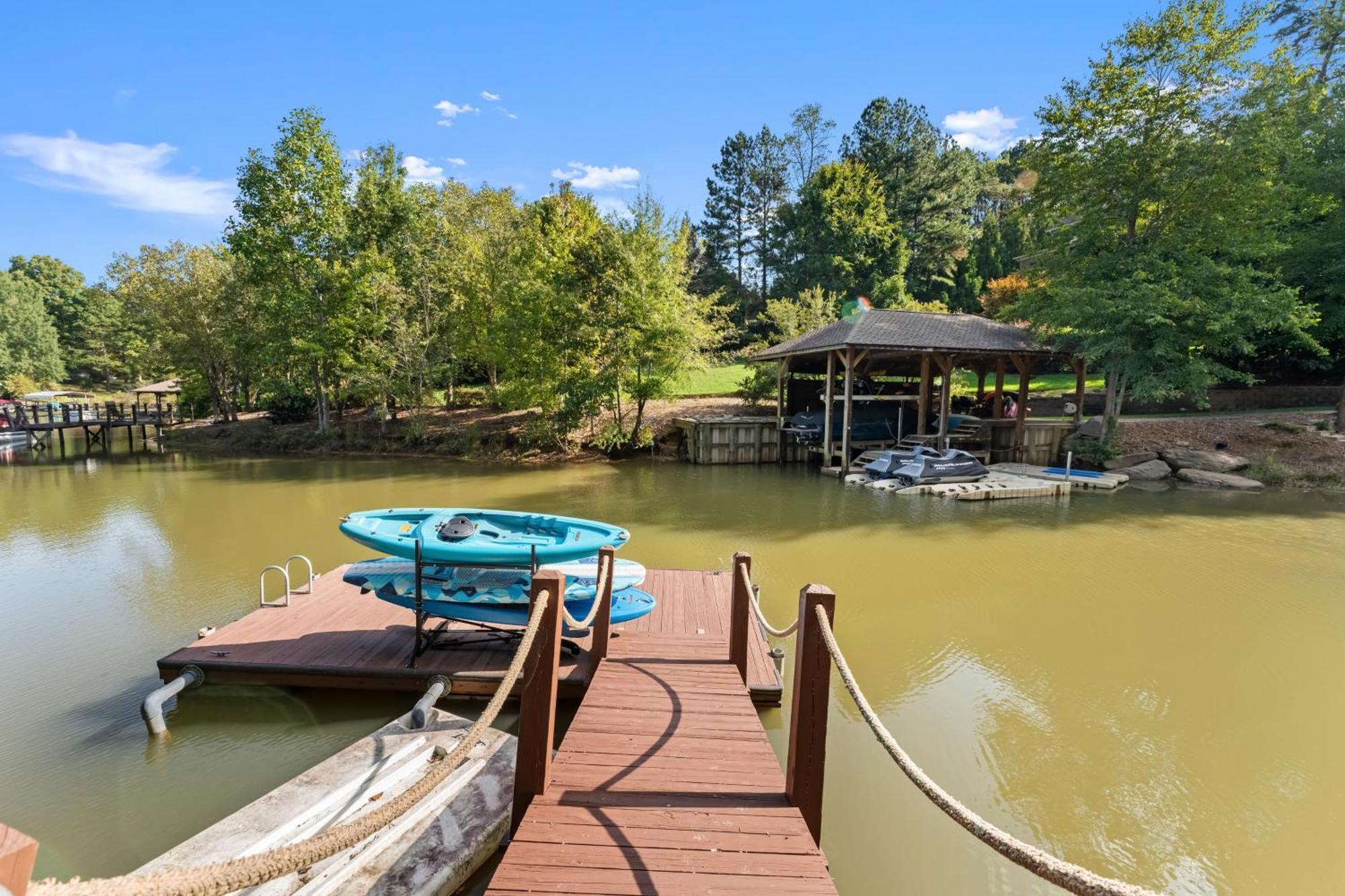 Lakeside Landing By Avantstay Private Dock Mooresville Esterno foto