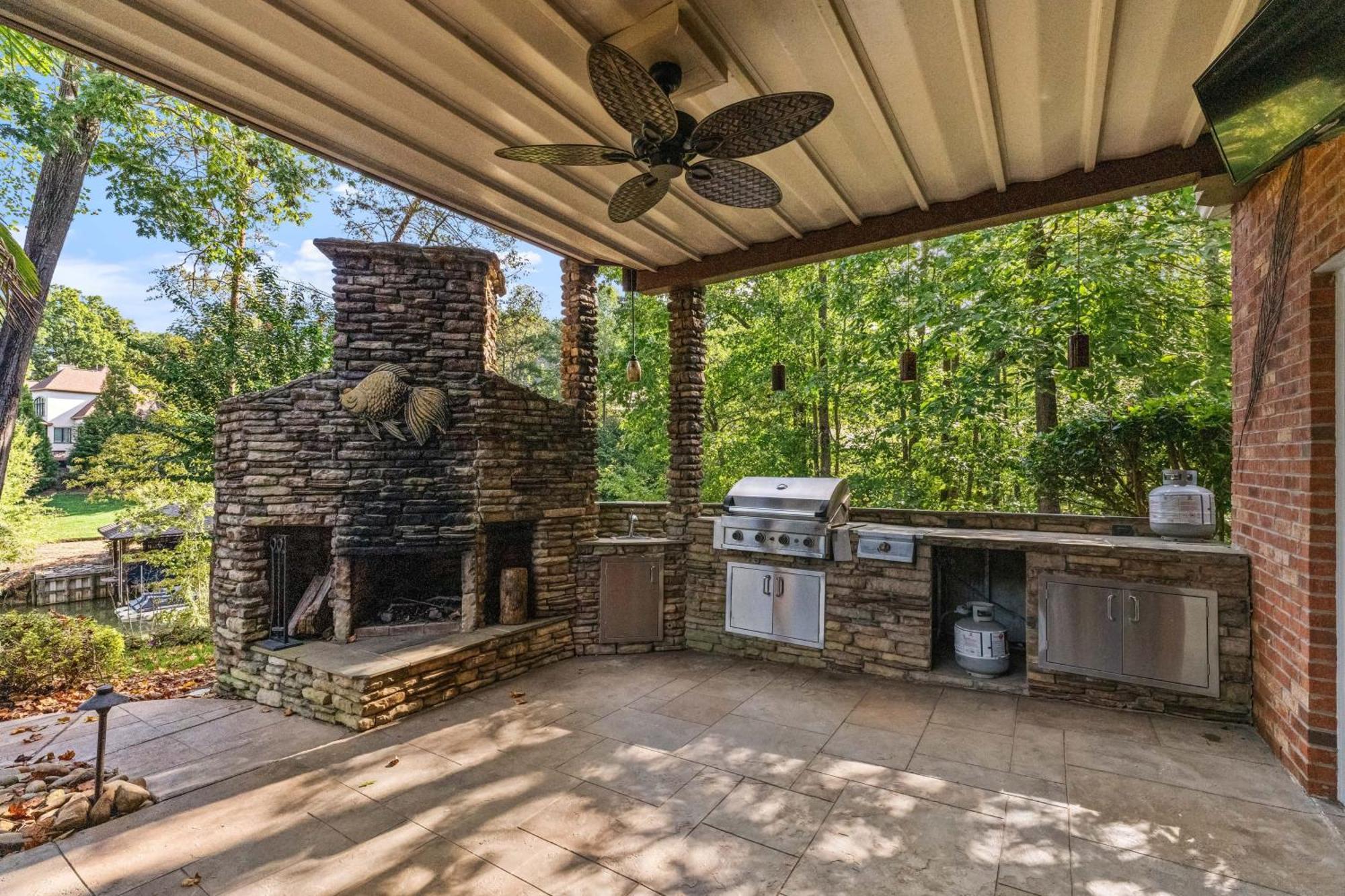 Lakeside Landing By Avantstay Private Dock Mooresville Esterno foto